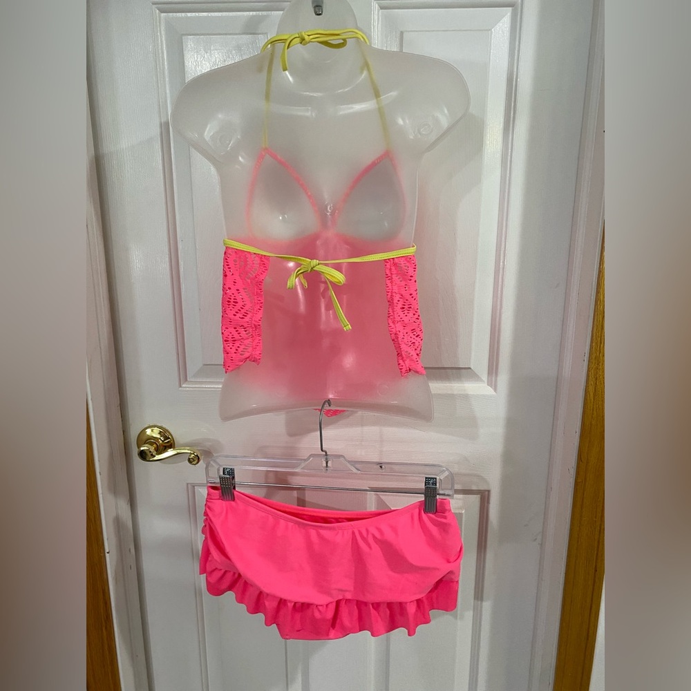 Pink Halter Bikini Set - Picture 2 of 9